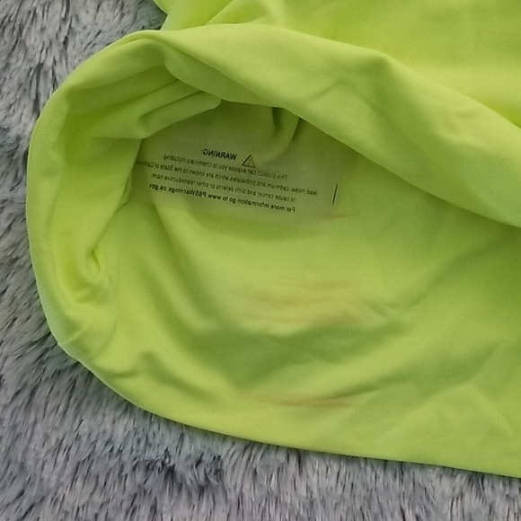 Neon Yellow crop Top - Picture 4 of 4